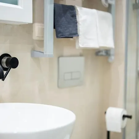 Stylish Cozy With Fireplace Appartamento *