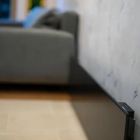 Stylish Cozy With Fireplace Apartment