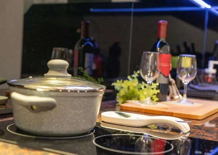 Stylish Cozy With Fireplace