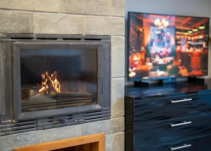 Stylish Cozy With Fireplace