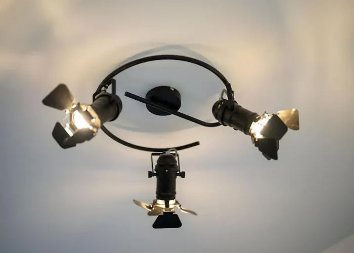 Stylish Cozy With Fireplace Apartment